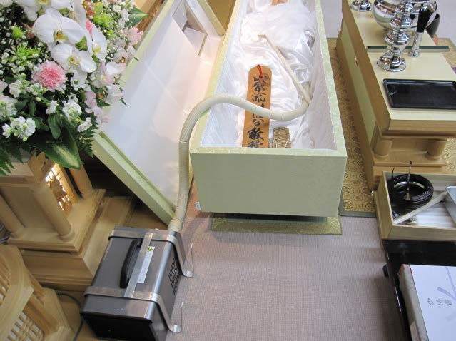 納棺時の設置写真_ページ_6.jpg